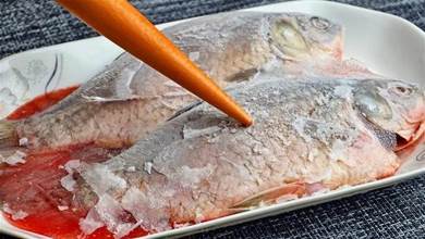 解凍魚肉，不要直接用熱水了，教你一個小竅門，解凍又快又鮮嫩