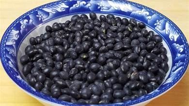 黑豆每粒都是寶，不打豆漿，不熬粥，做法簡單，看一眼就能學會，比吃補藥還要好