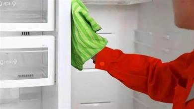 冰箱不要用水擦，教你小竅門，不管冰箱多髒，立馬乾淨無異味